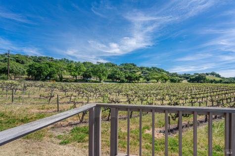 590 Pleasant Avenue Santa Rosa CA 95403