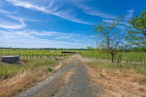590 Pleasant Avenue Santa Rosa CA 95403