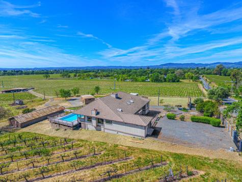 590 Pleasant Avenue Santa Rosa CA 95403
