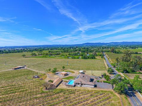 590 Pleasant Avenue Santa Rosa CA 95403