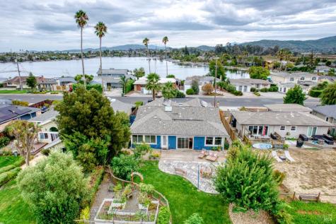 133 Montego Key Novato CA 94949