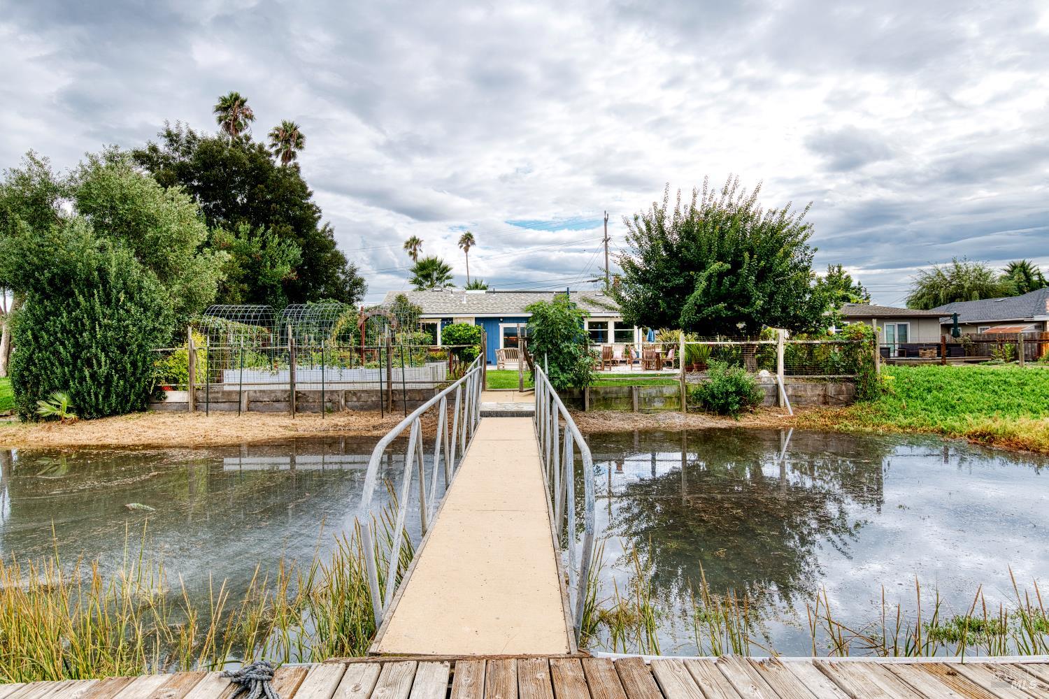 133 Montego Key Novato CA 94949