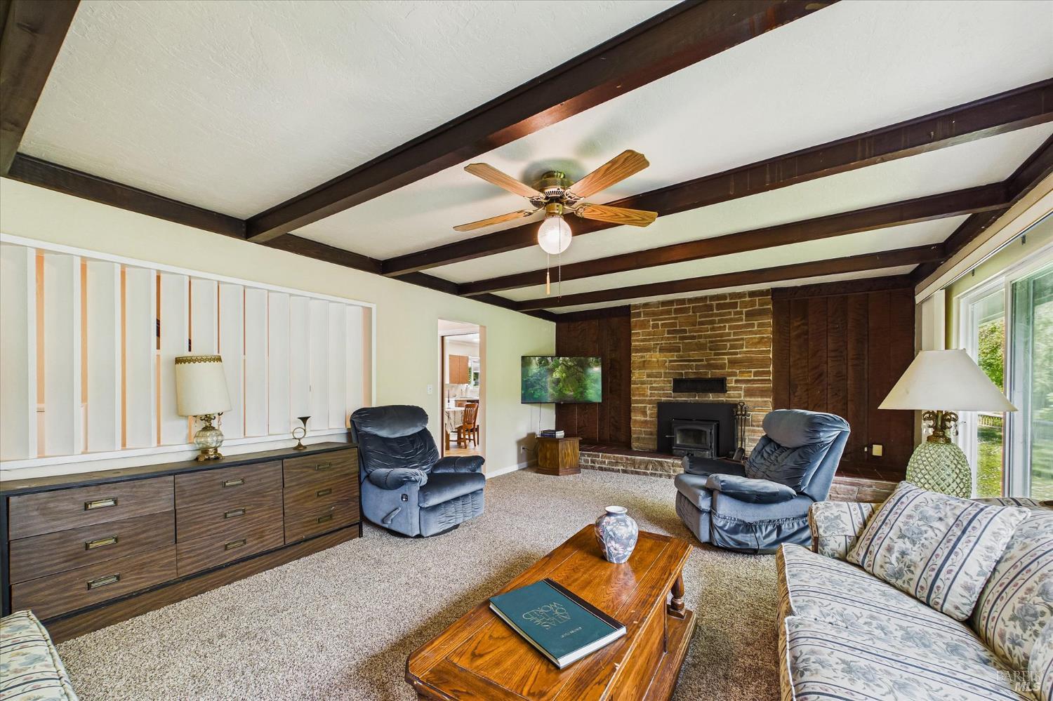 305 Belleview Avenue Rio Dell CA 95562
