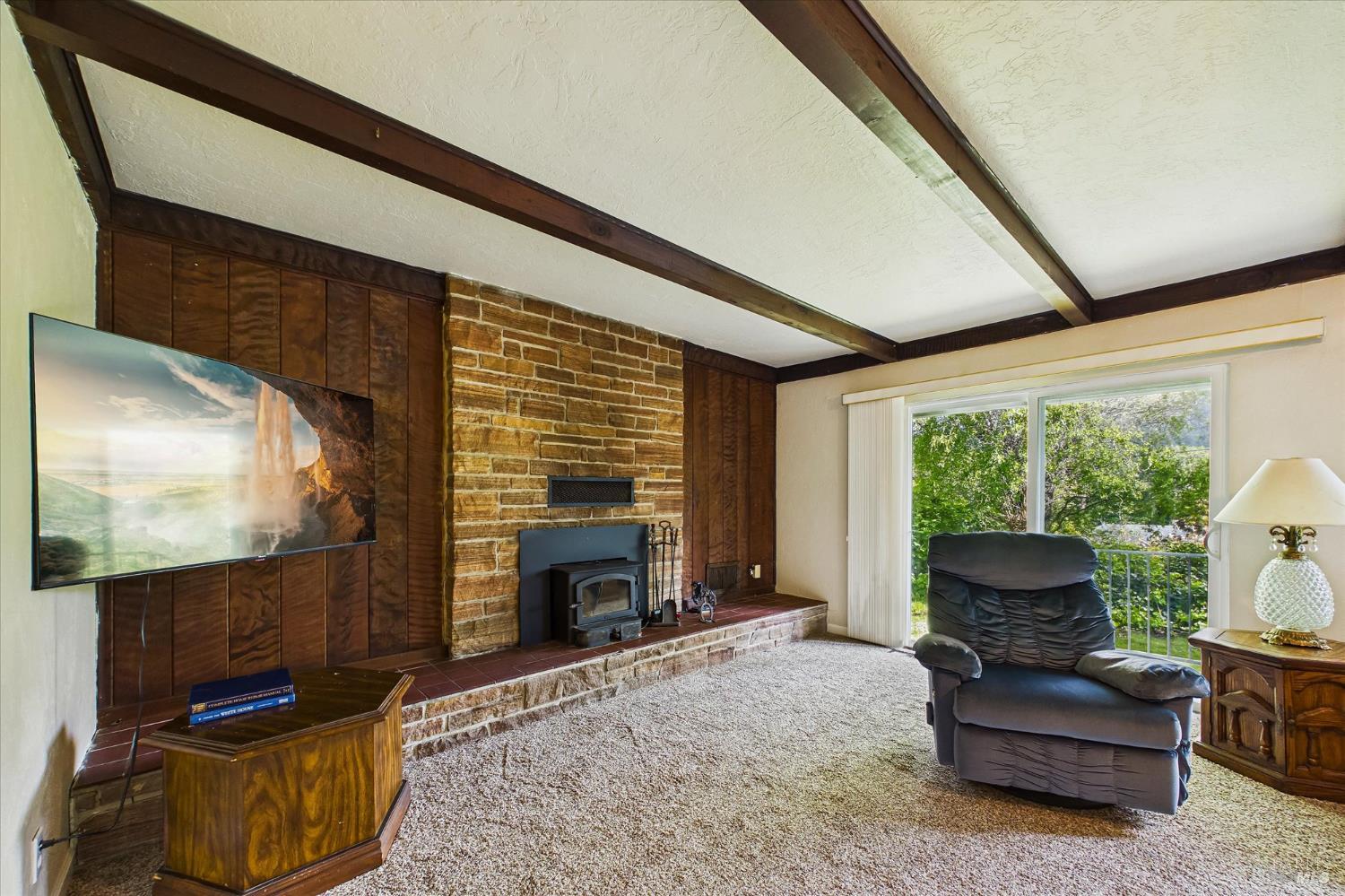 305 Belleview Avenue Rio Dell CA 95562