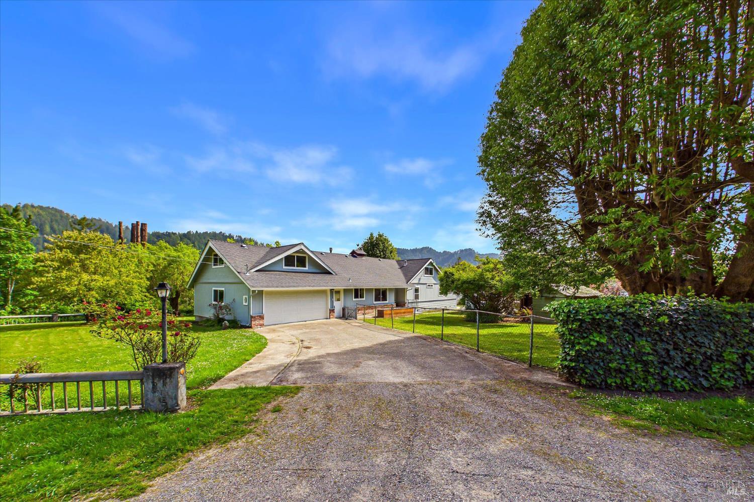 305 Belleview Avenue Rio Dell CA 95562