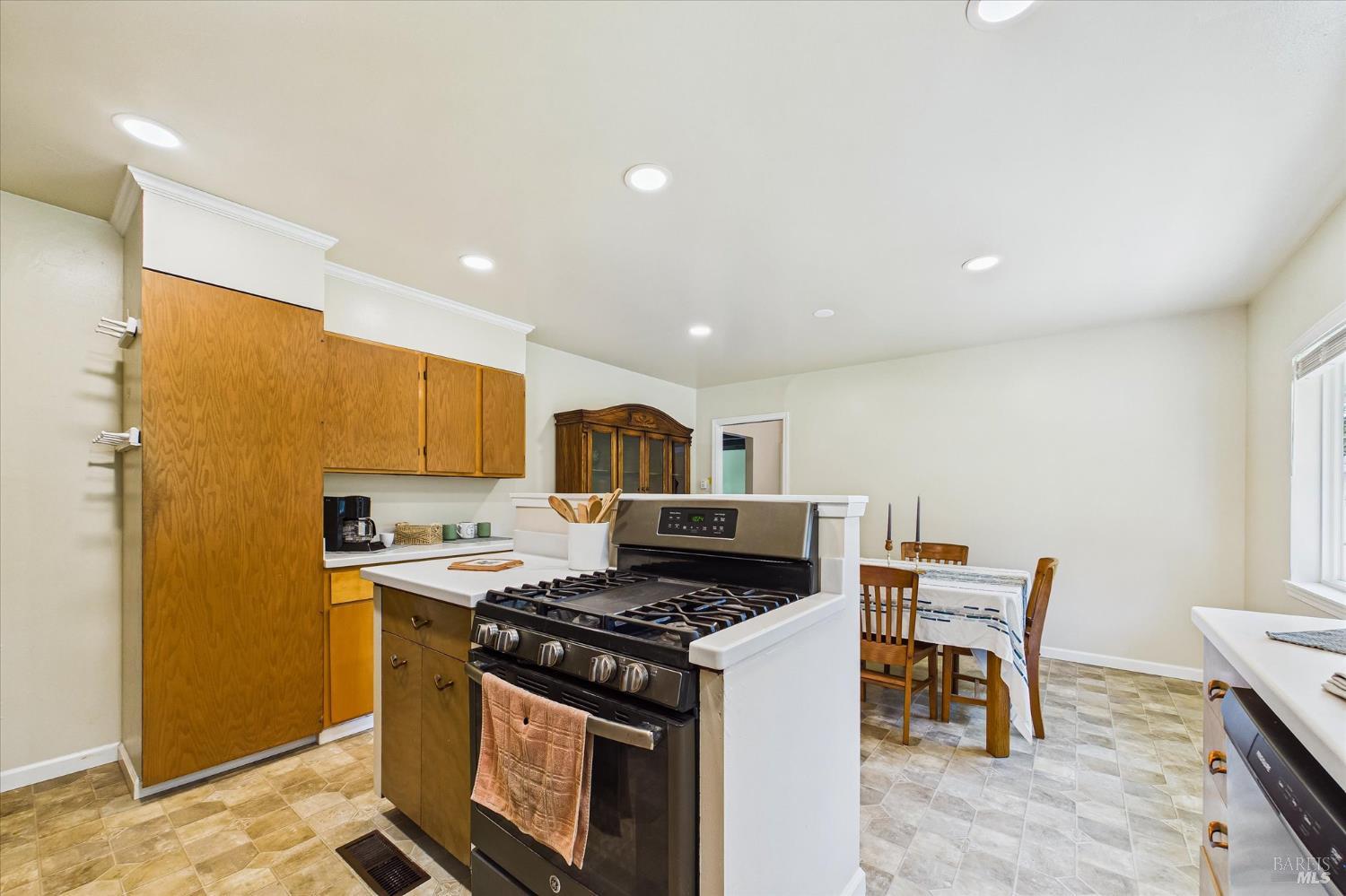 305 Belleview Avenue Rio Dell CA 95562