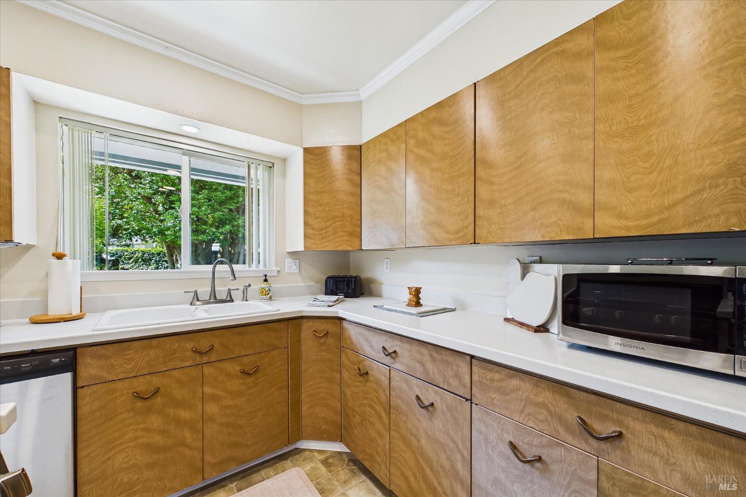 305 Belleview Avenue Rio Dell CA 95562