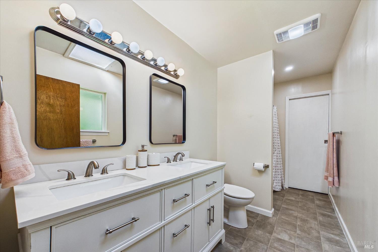 305 Belleview Avenue Rio Dell CA 95562