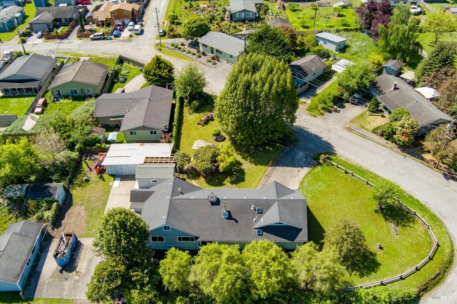 305 Belleview Avenue Rio Dell CA 95562
