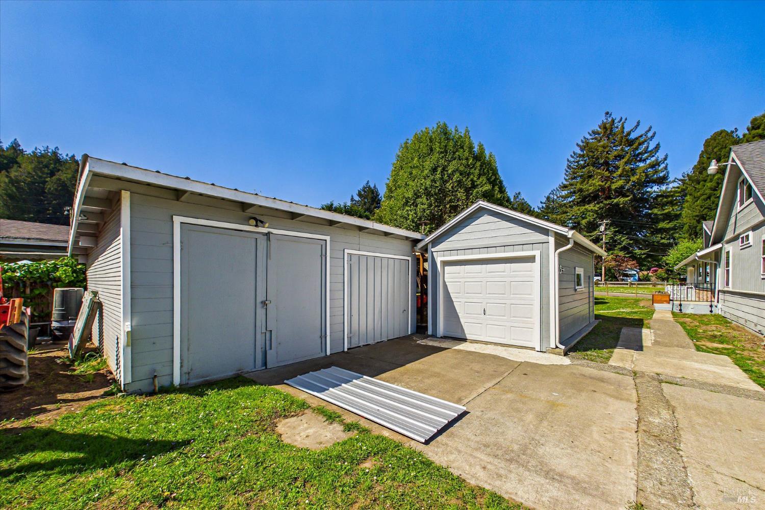 305 Belleview Avenue Rio Dell CA 95562