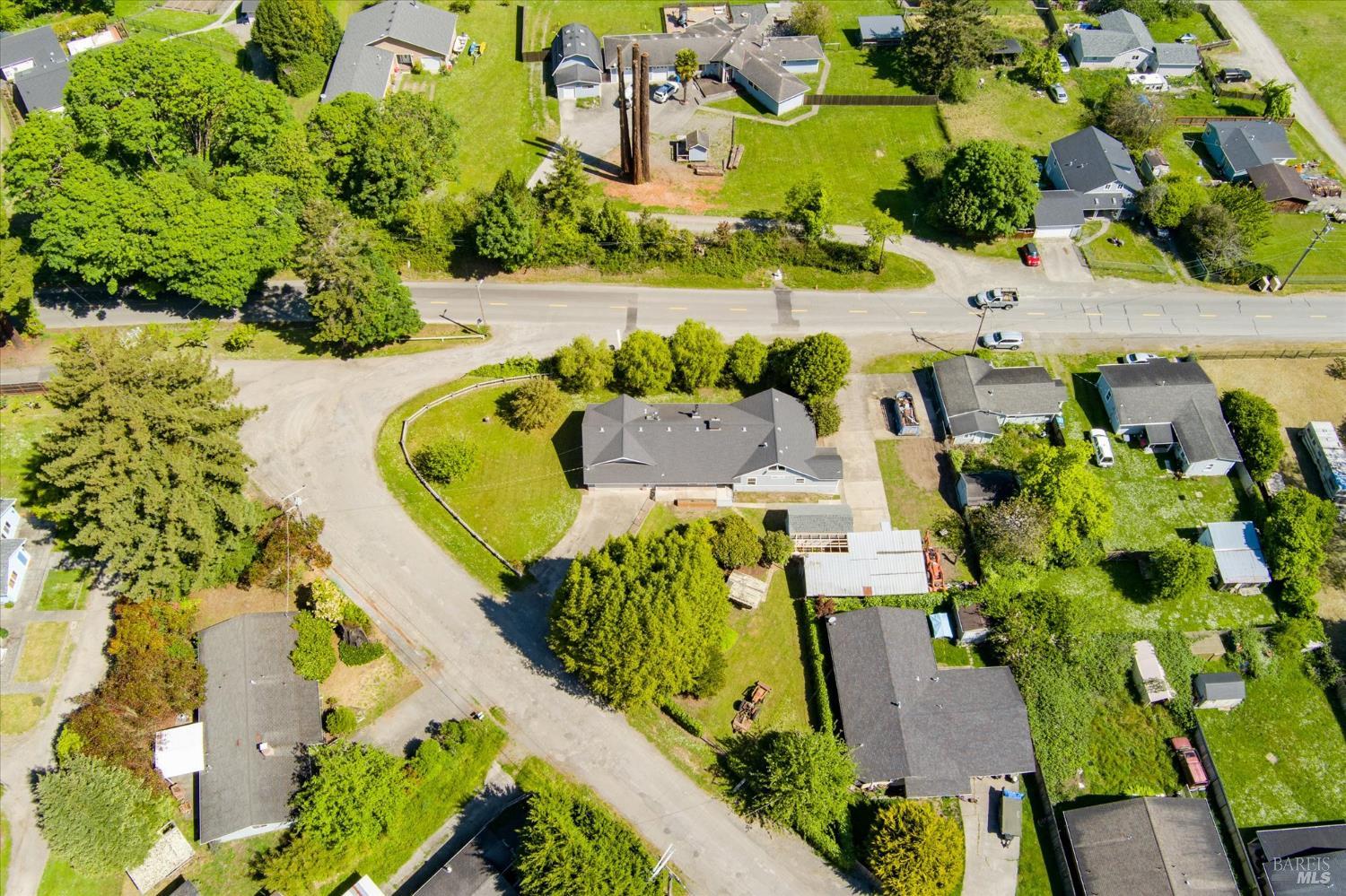 305 Belleview Avenue Rio Dell CA 95562