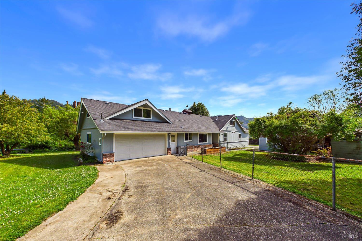 305 Belleview Avenue Rio Dell CA 95562