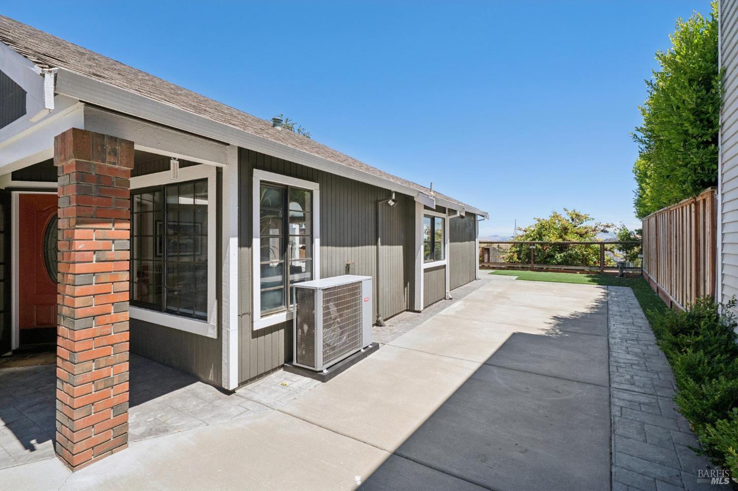 122 Clearview Drive Vallejo CA 94591