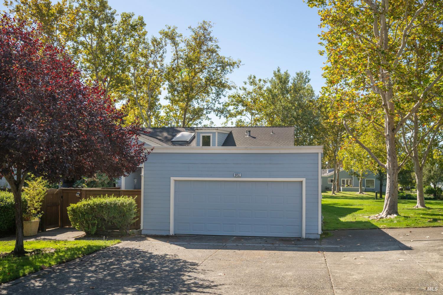 9492 Lakewood Drive Windsor CA 95492