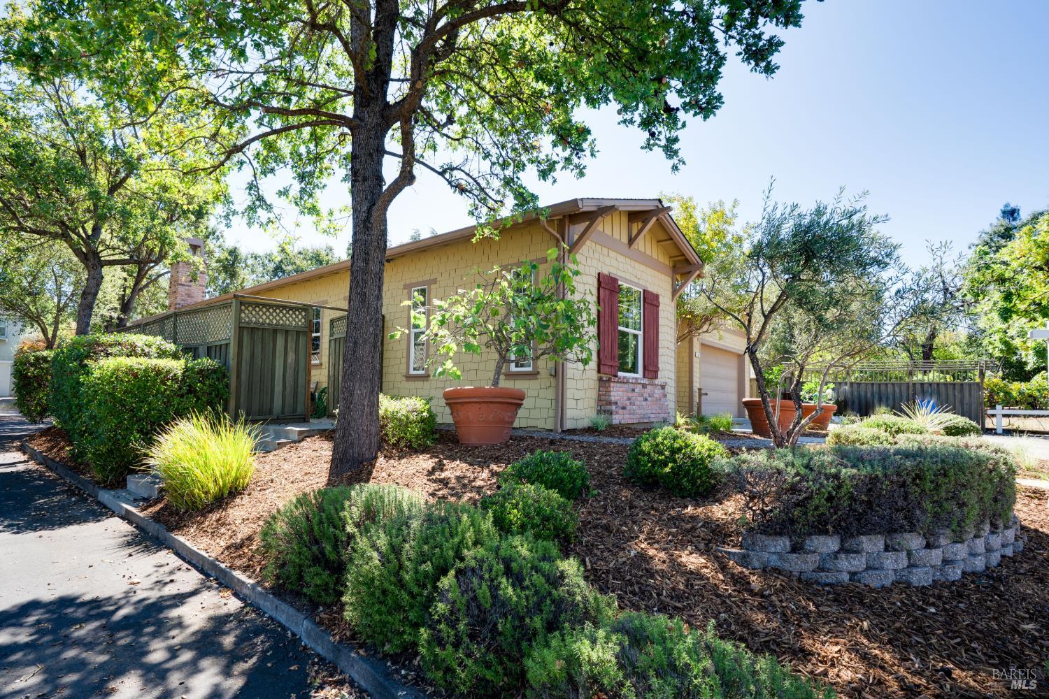 48 Catania Lane Napa CA 94558