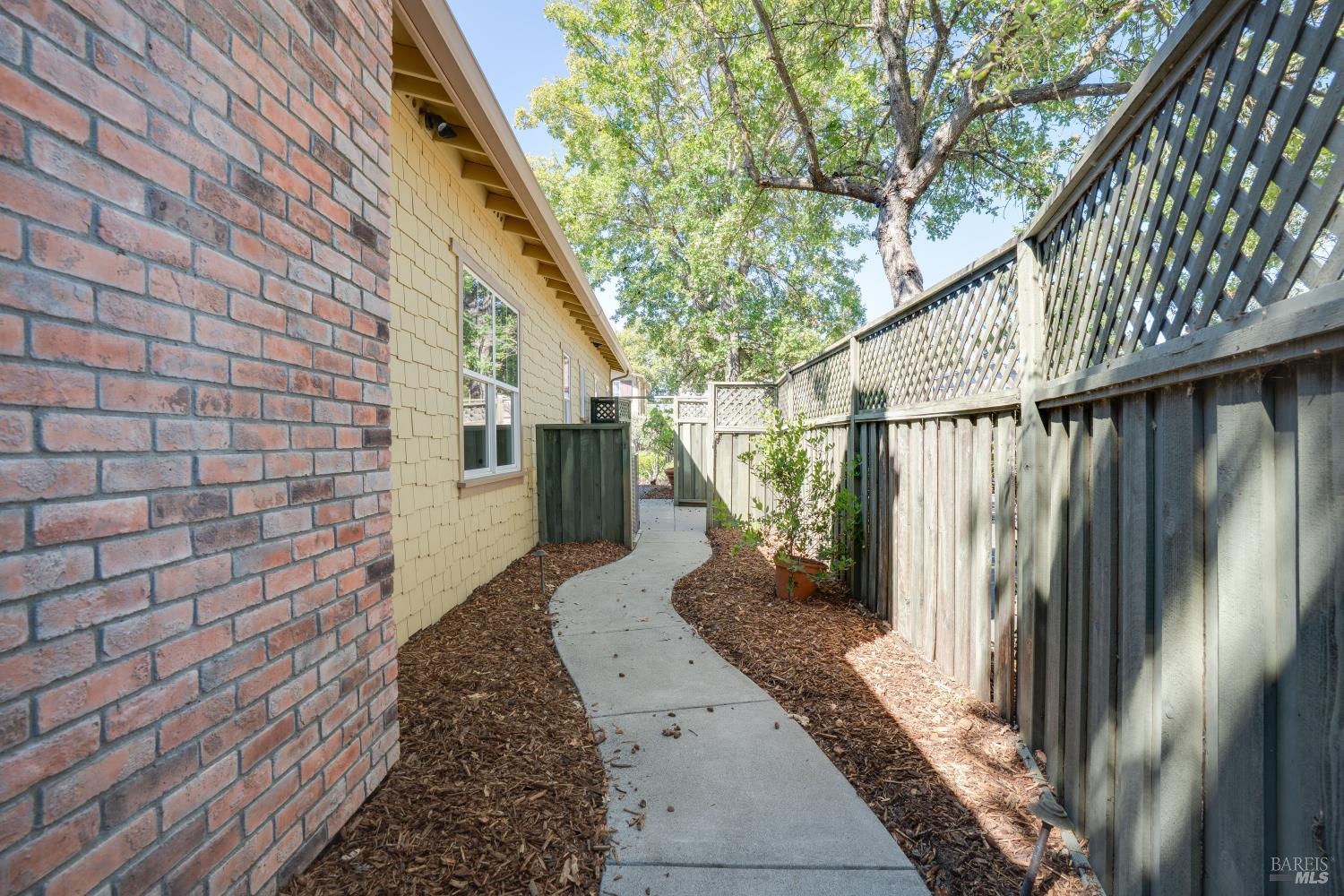 48 Catania Lane Napa CA 94558