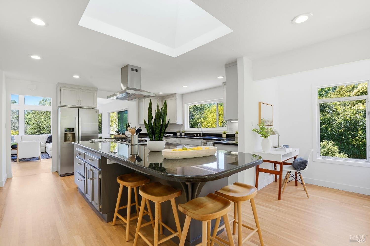 53 Circle Road San Rafael CA 94903