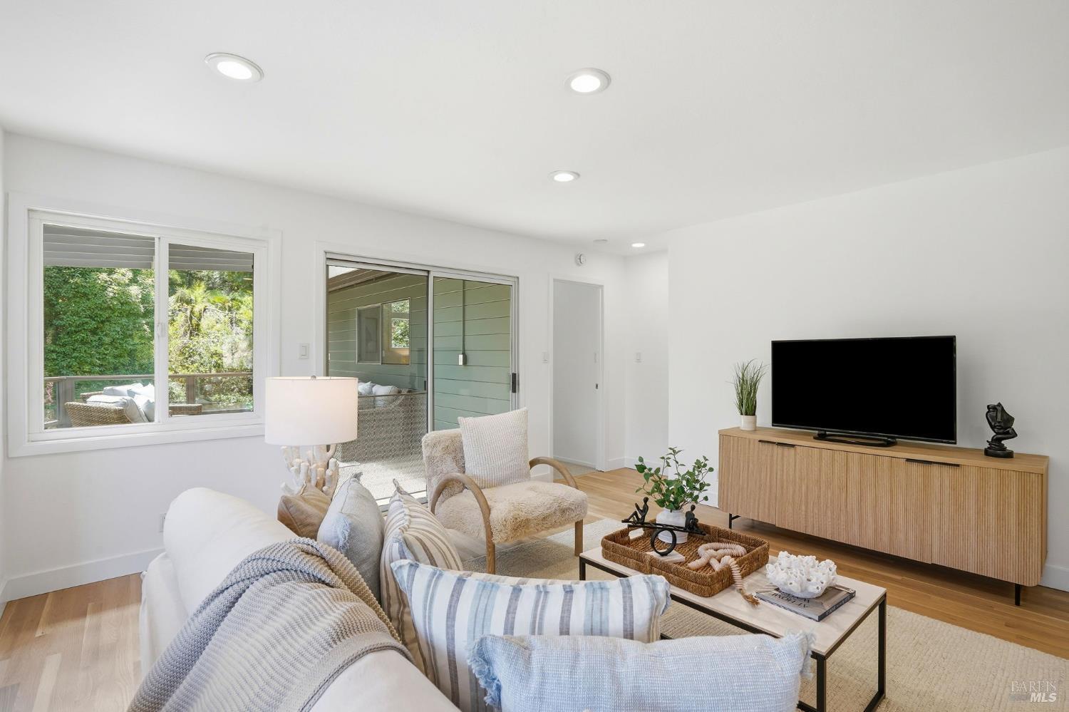 53 Circle Road San Rafael CA 94903