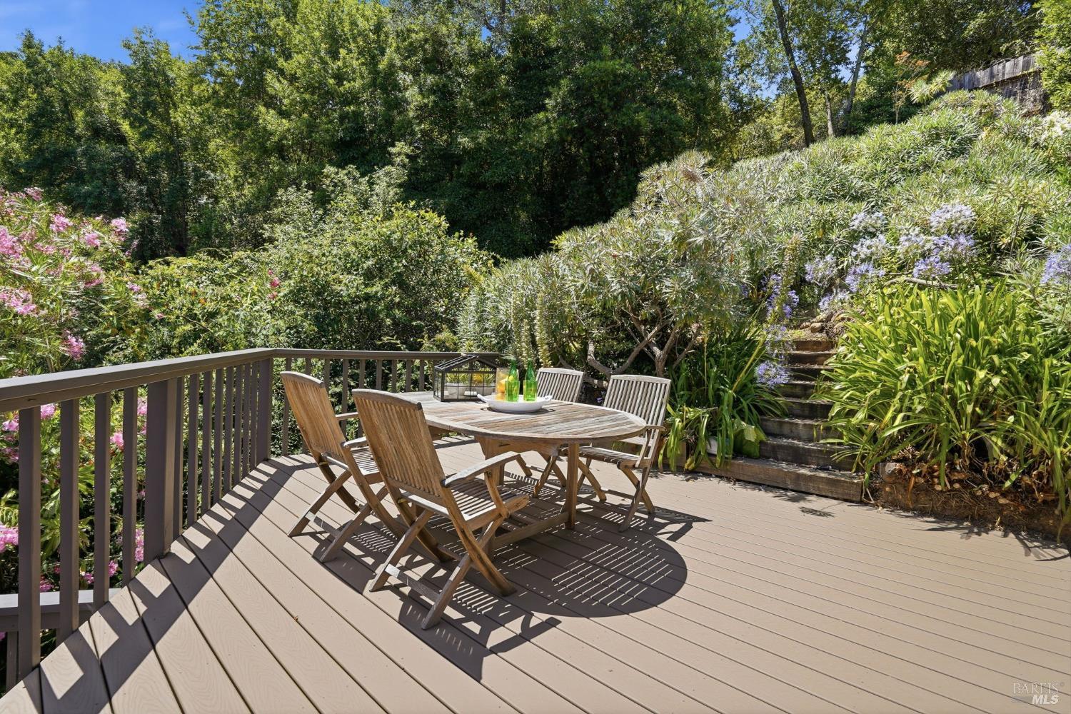 53 Circle Road San Rafael CA 94903