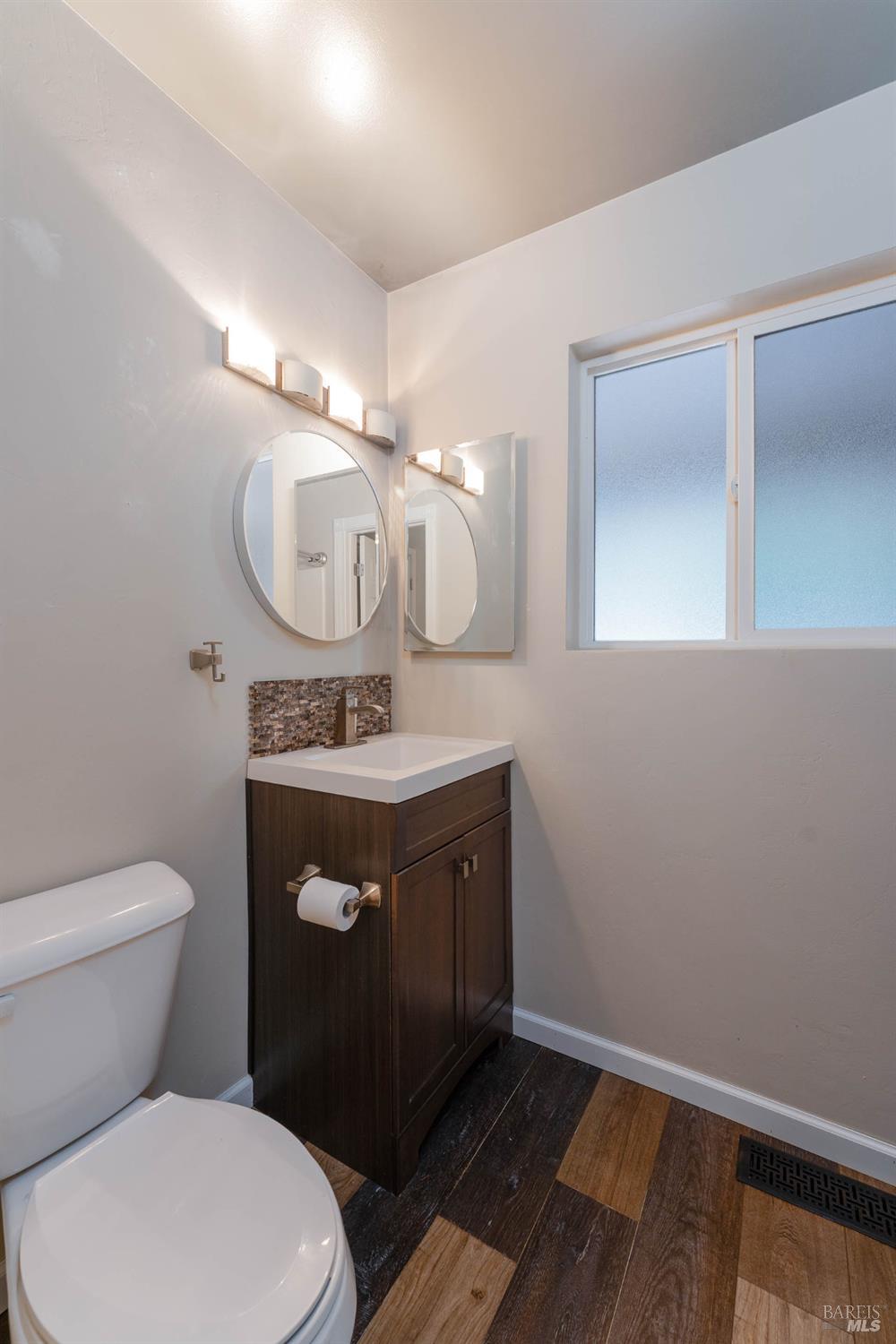 2129 Clover Drive Willits CA 95490