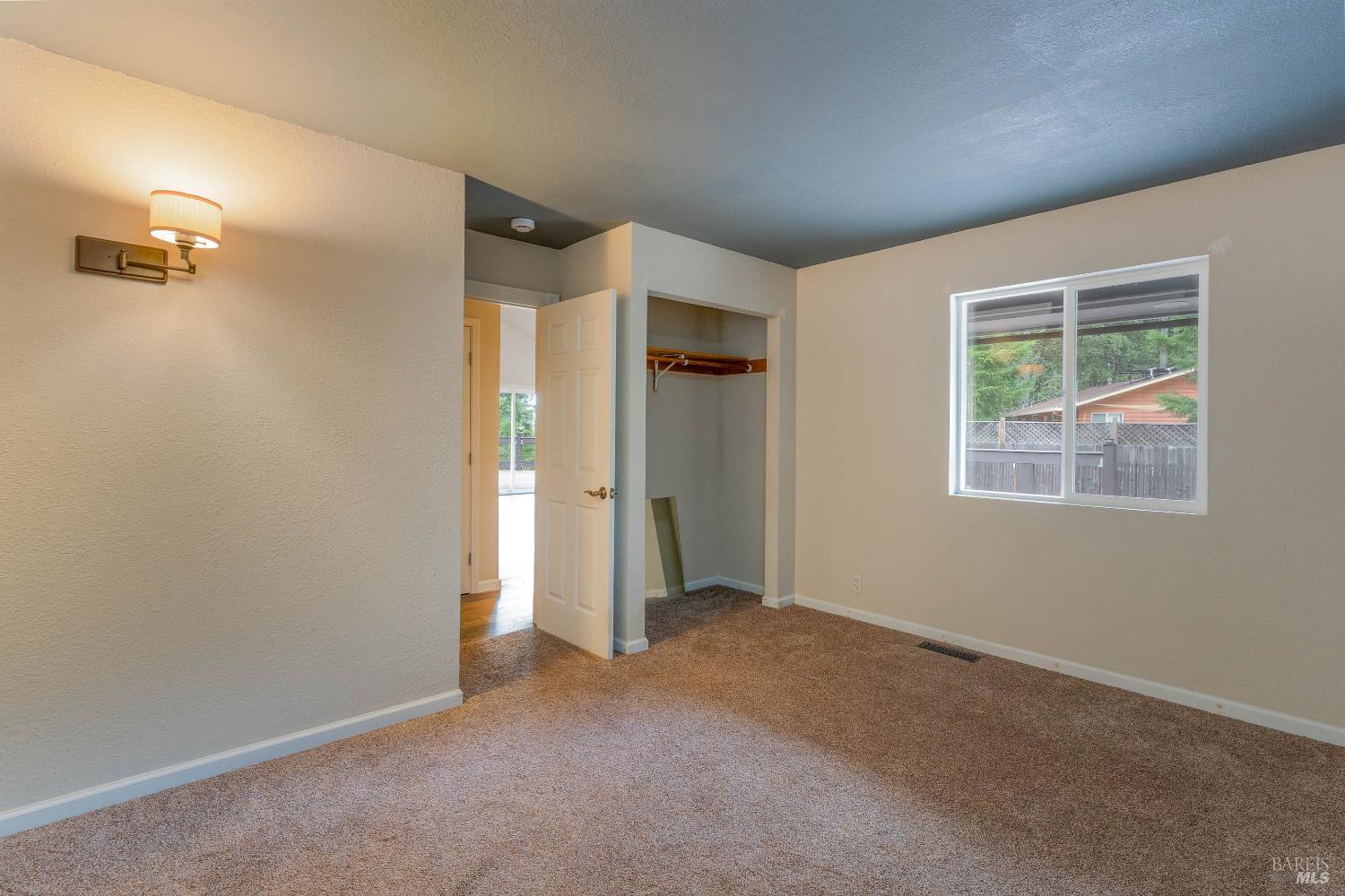 2129 Clover Drive Willits CA 95490