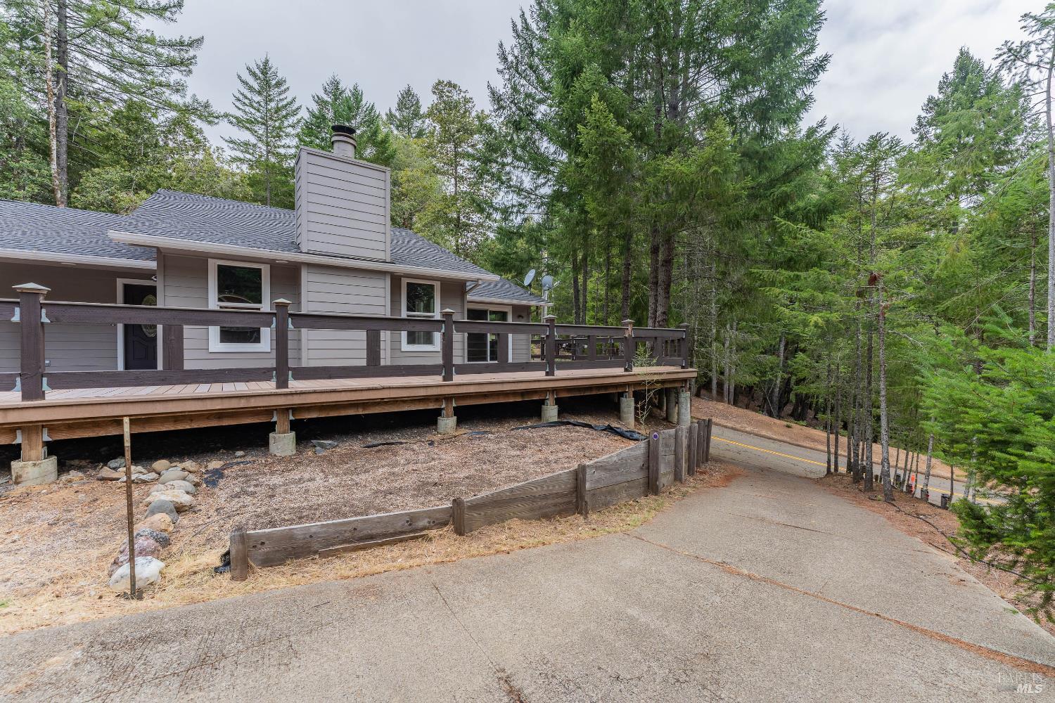 2129 Clover Drive Willits CA 95490