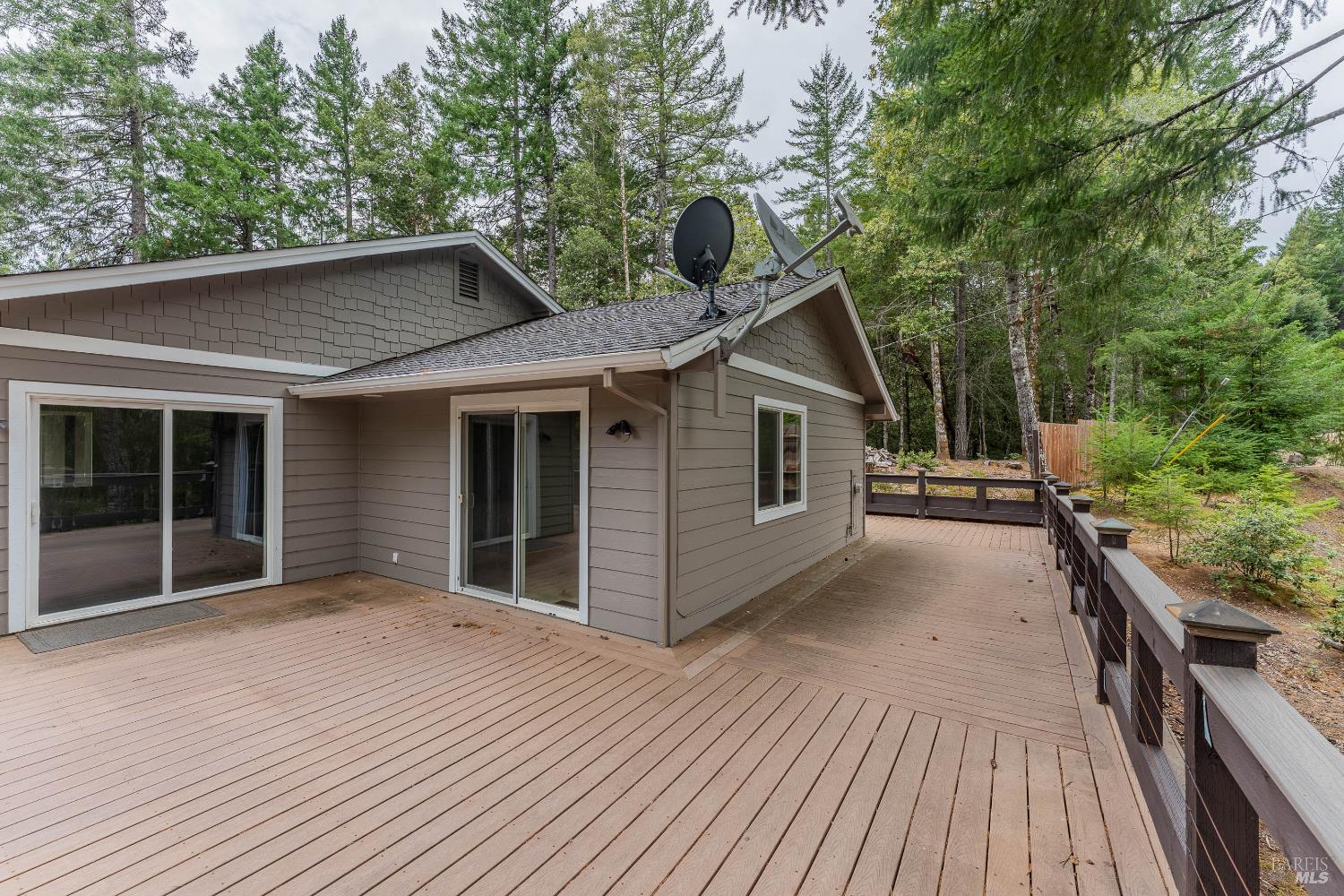 2129 Clover Drive Willits CA 95490