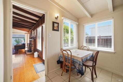 1924 Diamond Court Santa Rosa CA 95404