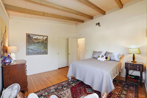 1924 Diamond Court Santa Rosa CA 95404