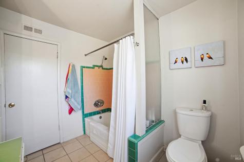 1924 Diamond Court Santa Rosa CA 95404