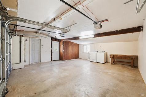 1924 Diamond Court Santa Rosa CA 95404