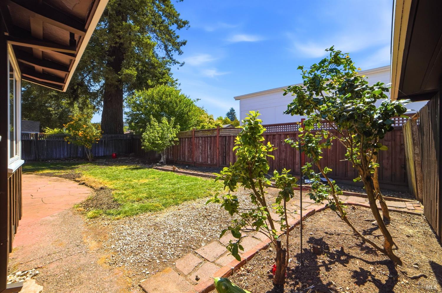 1924 Diamond Court Santa Rosa CA 95404