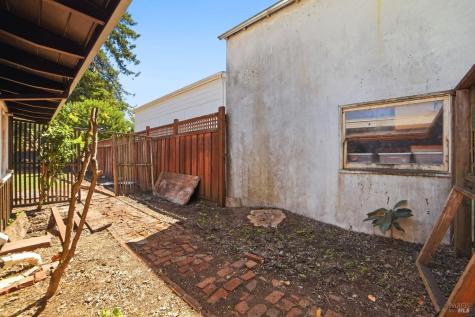 1924 Diamond Court Santa Rosa CA 95404