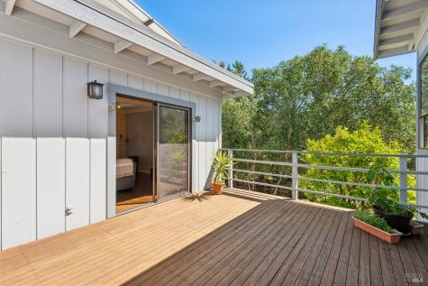 1475 Los Olivos Road Santa Rosa CA 95404