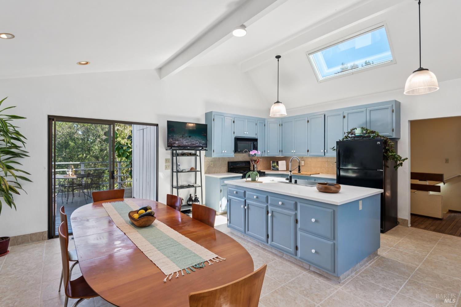 1475 Los Olivos Road Santa Rosa CA 95404
