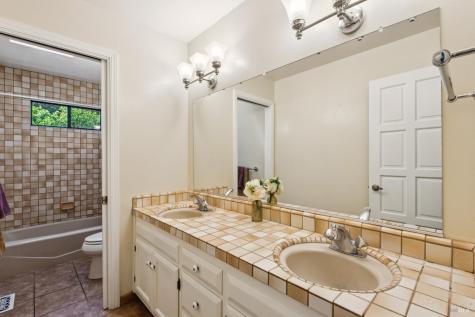 1475 Los Olivos Road Santa Rosa CA 95404