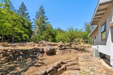 1475 Los Olivos Road Santa Rosa CA 95404