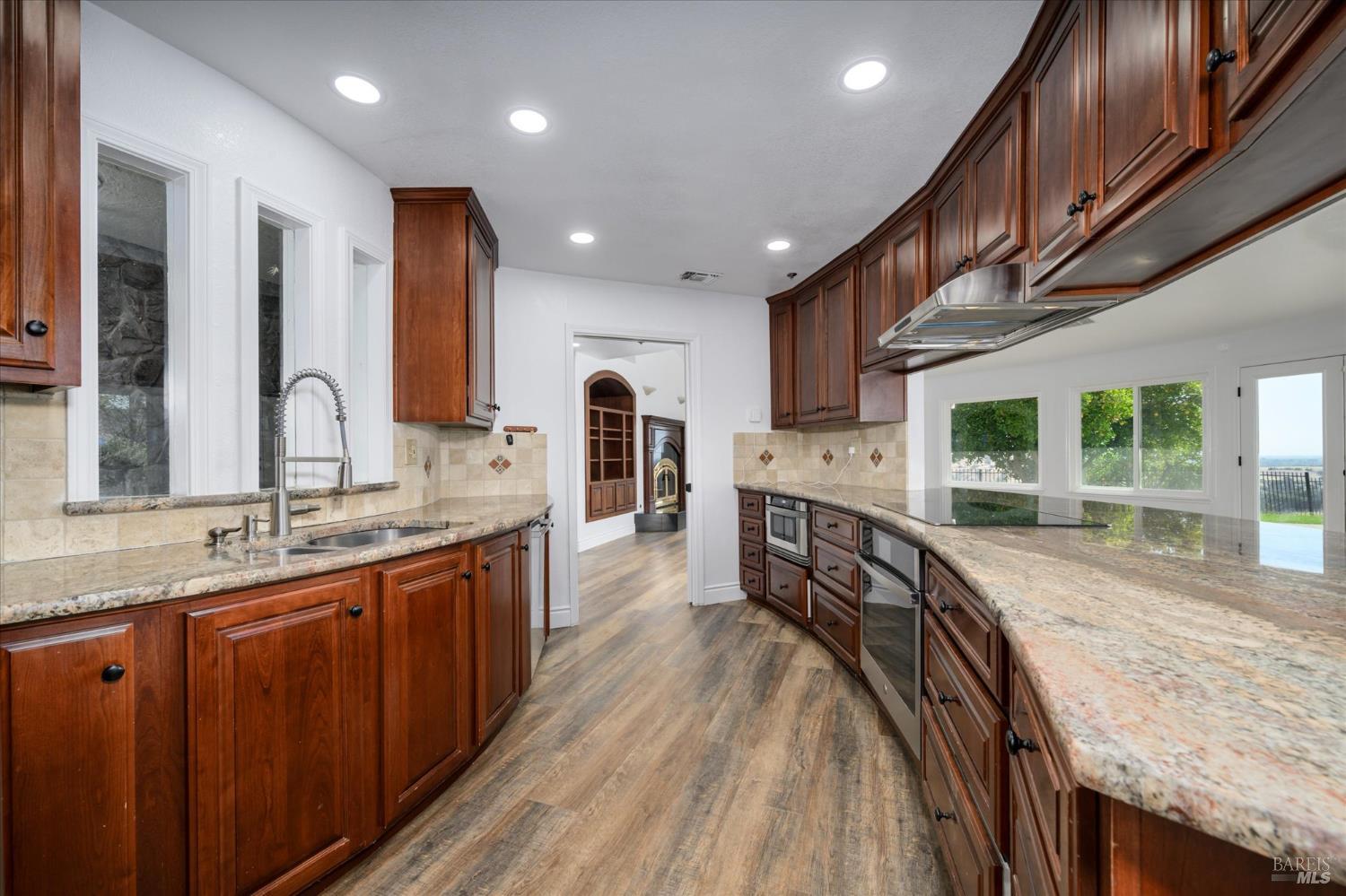 8725 Quail Canyon Road Vacaville CA 95688