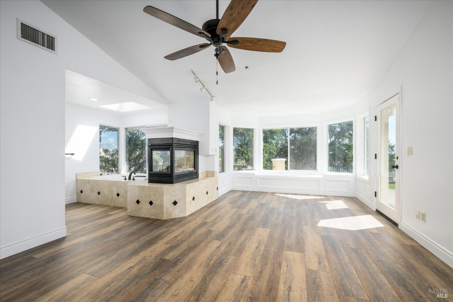 8725 Quail Canyon Road Vacaville CA 95688