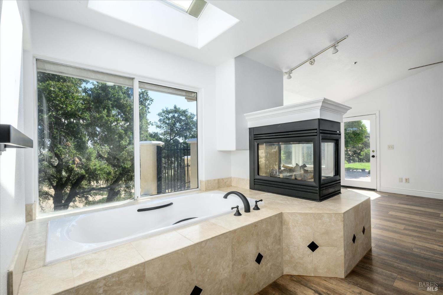 8725 Quail Canyon Road Vacaville CA 95688