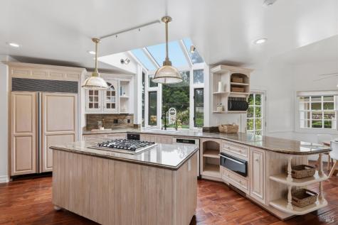 260 Metz Lane Petaluma CA 94952