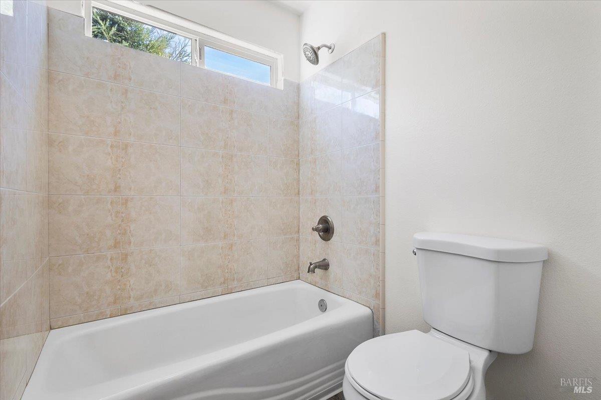 2802 Marlow Road Santa Rosa CA 95403