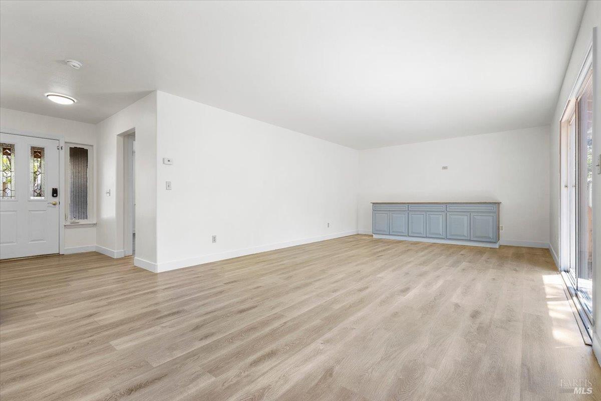 2802 Marlow Road Santa Rosa CA 95403