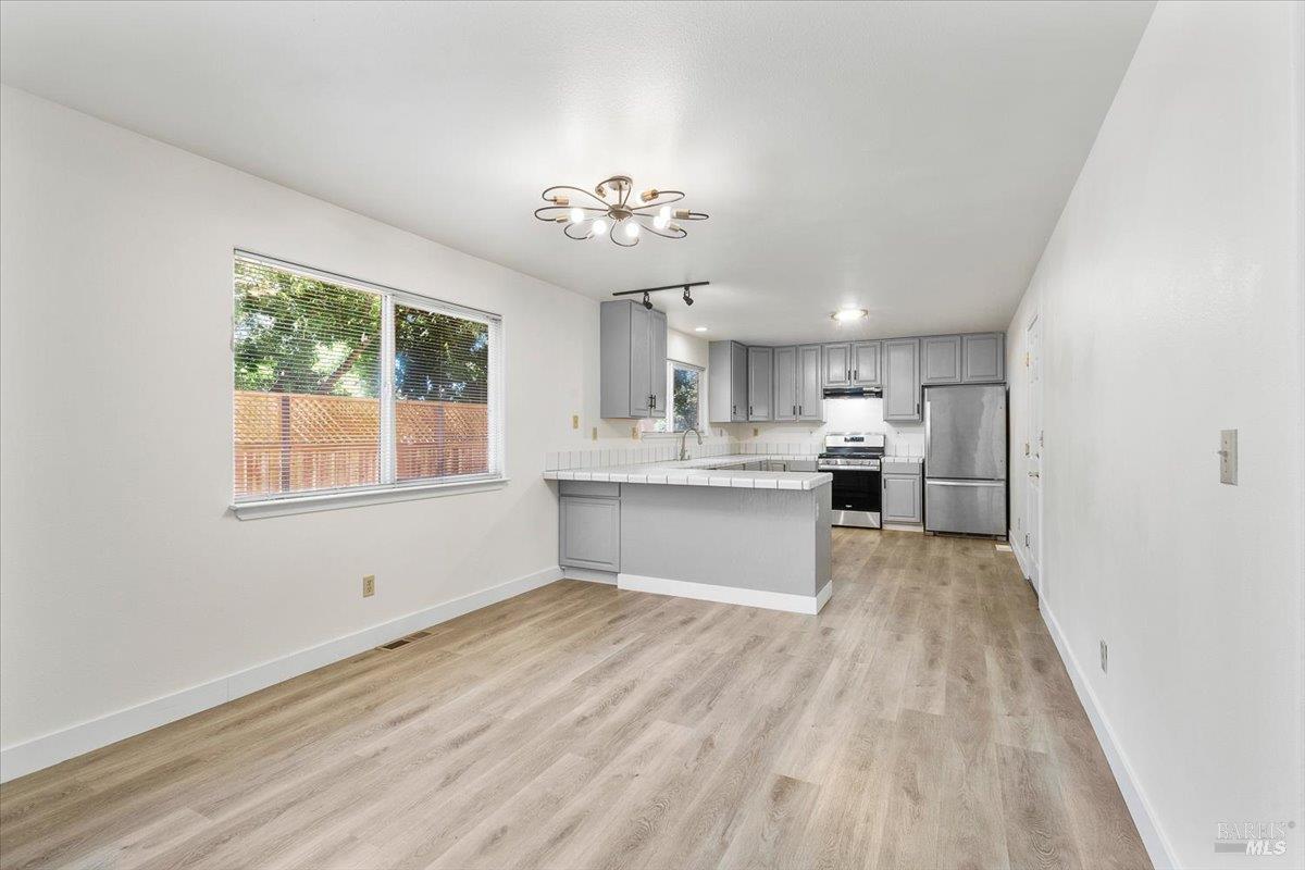 2802 Marlow Road Santa Rosa CA 95403