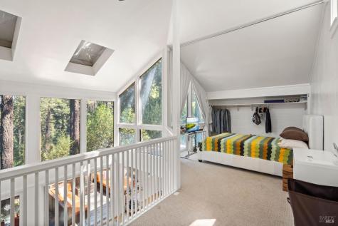 55 Sylvan Way Woodacre CA 94973