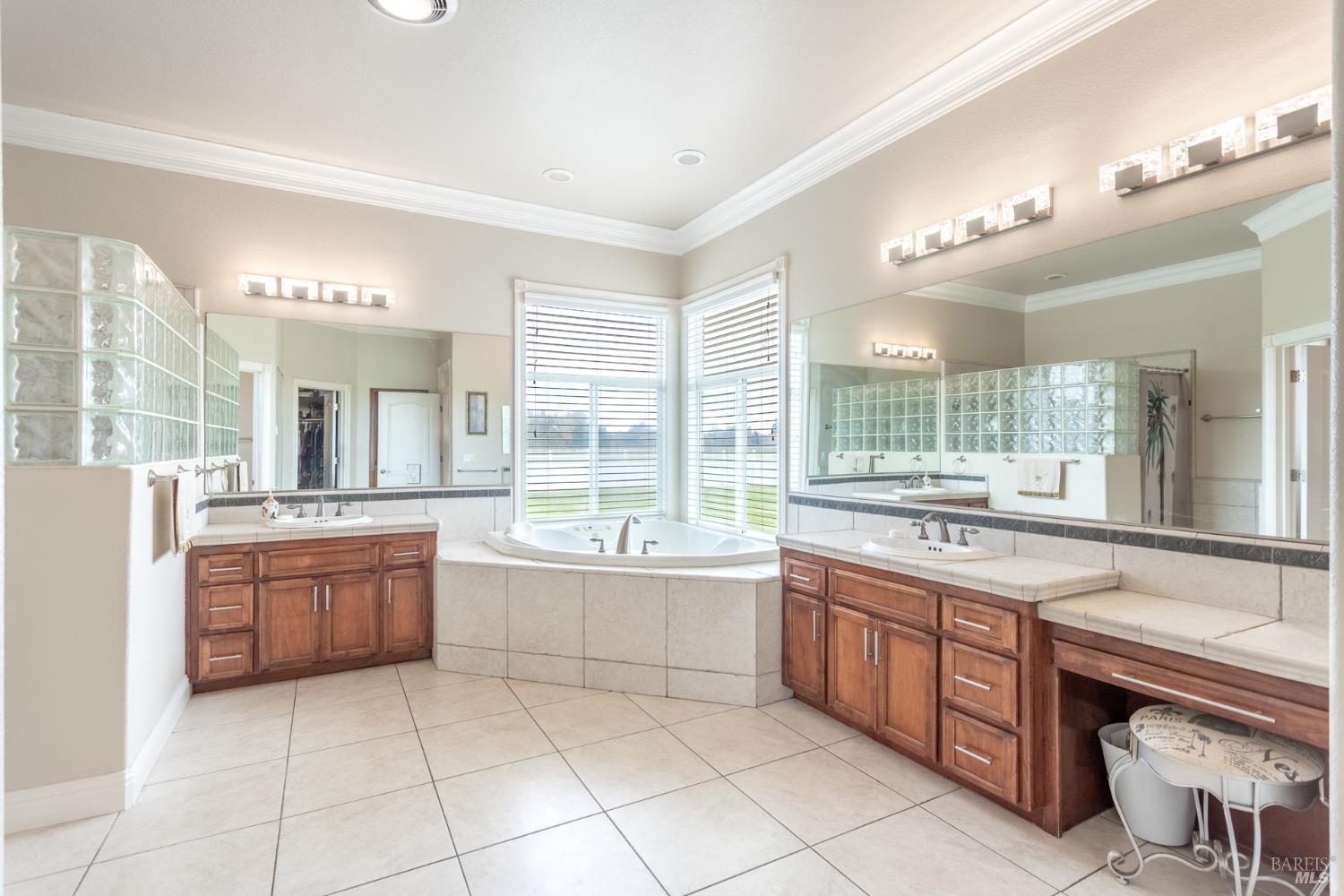 7605 Churn Creek Road Redding CA 96002