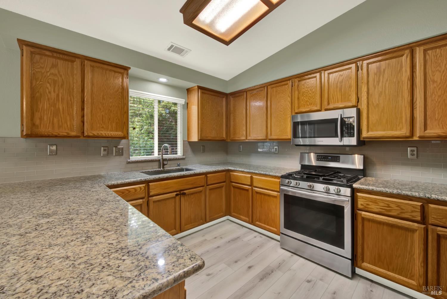 620 Monk Court Dixon CA 95620
