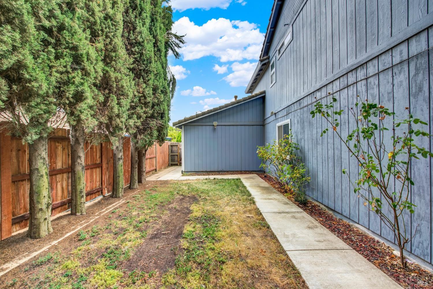 620 Monk Court Dixon CA 95620