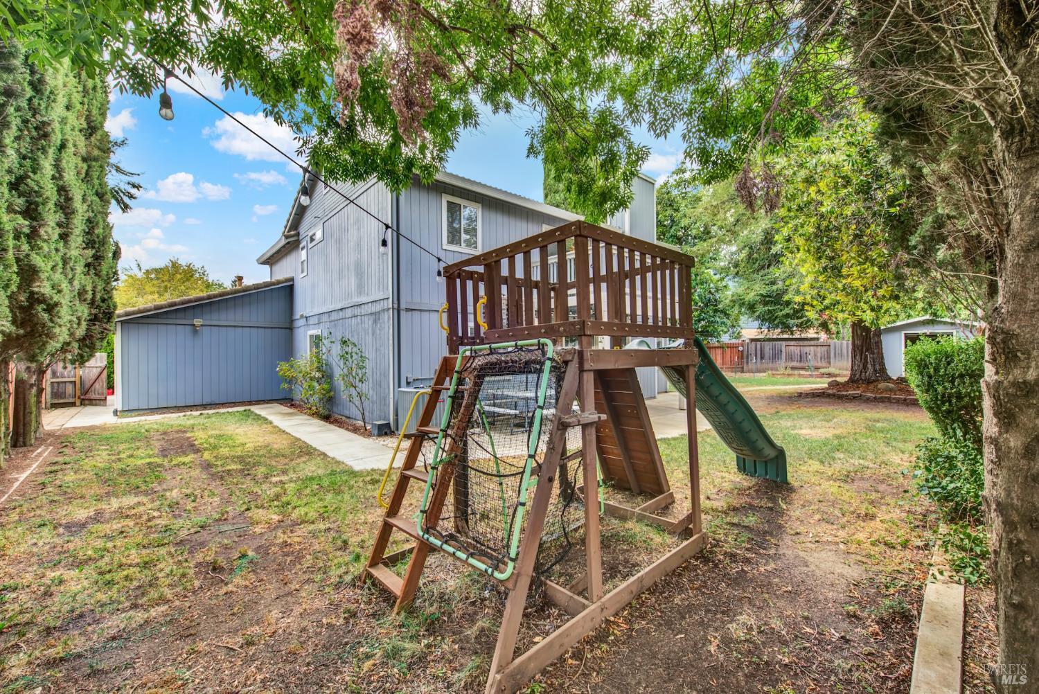 620 Monk Court Dixon CA 95620