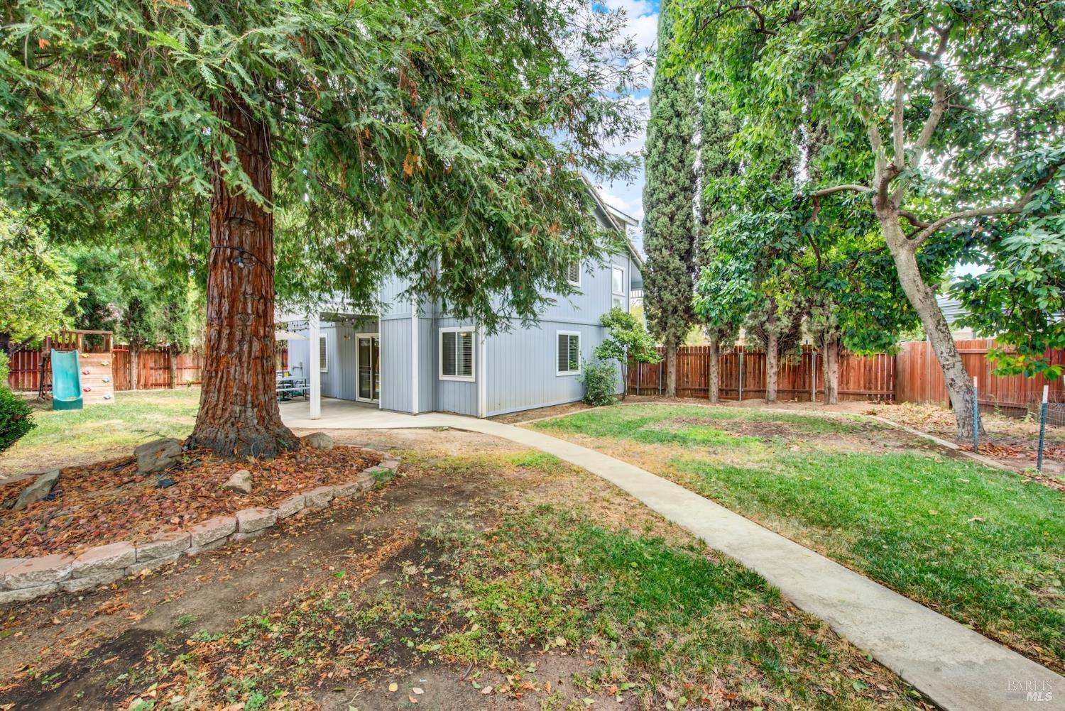 620 Monk Court Dixon CA 95620
